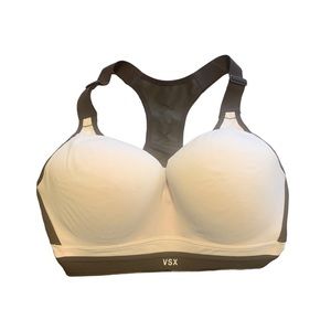 Victoria Secrets sports bra,  size 34/DDD EUC